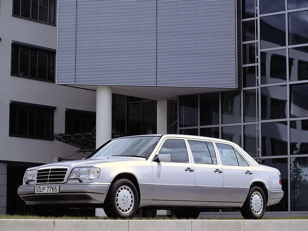 Mercedes-Benz E-Class (V124) 1 поколение, рестайлинг, седан (05.1993 - 04.1995)